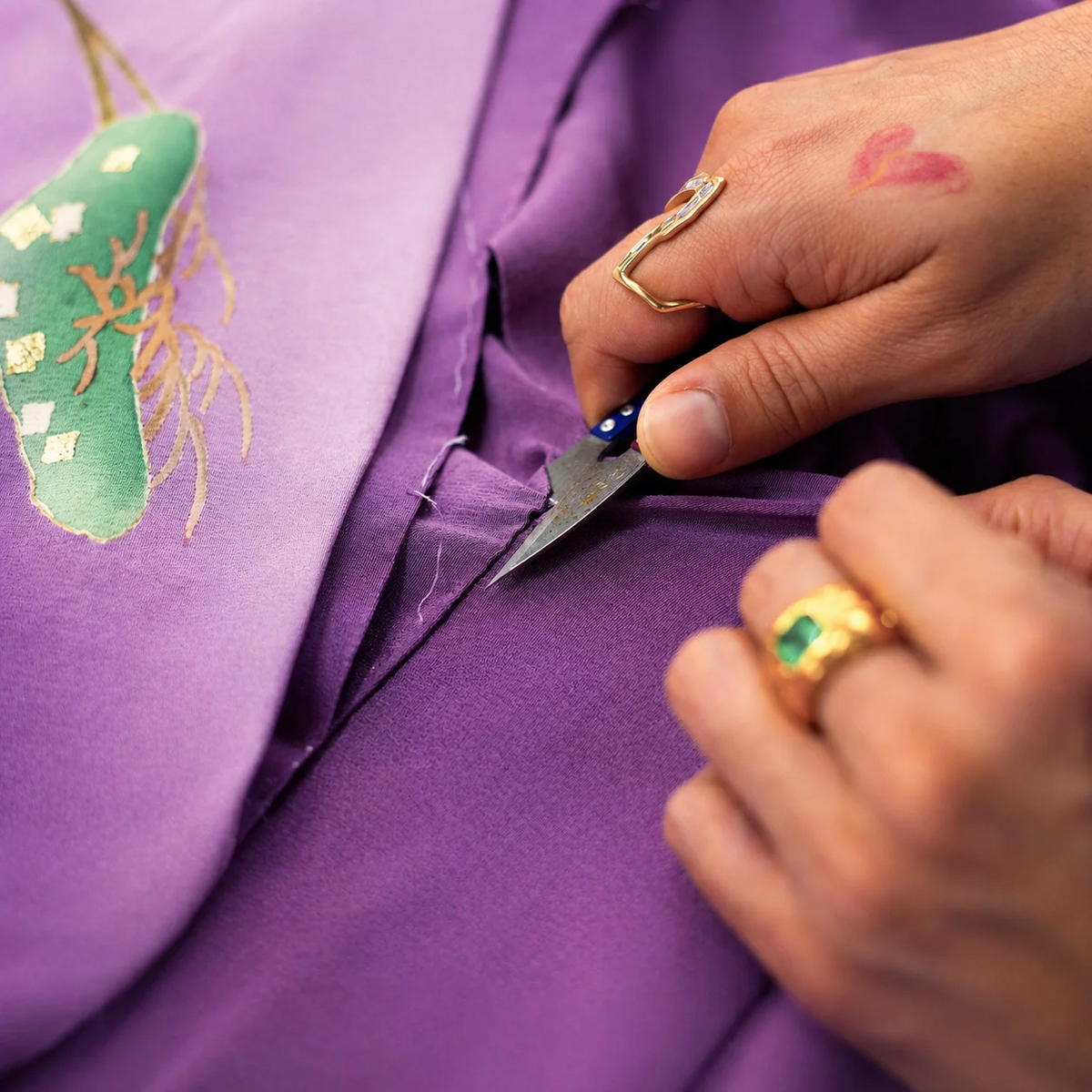 Deconstructing the kimono by hand.